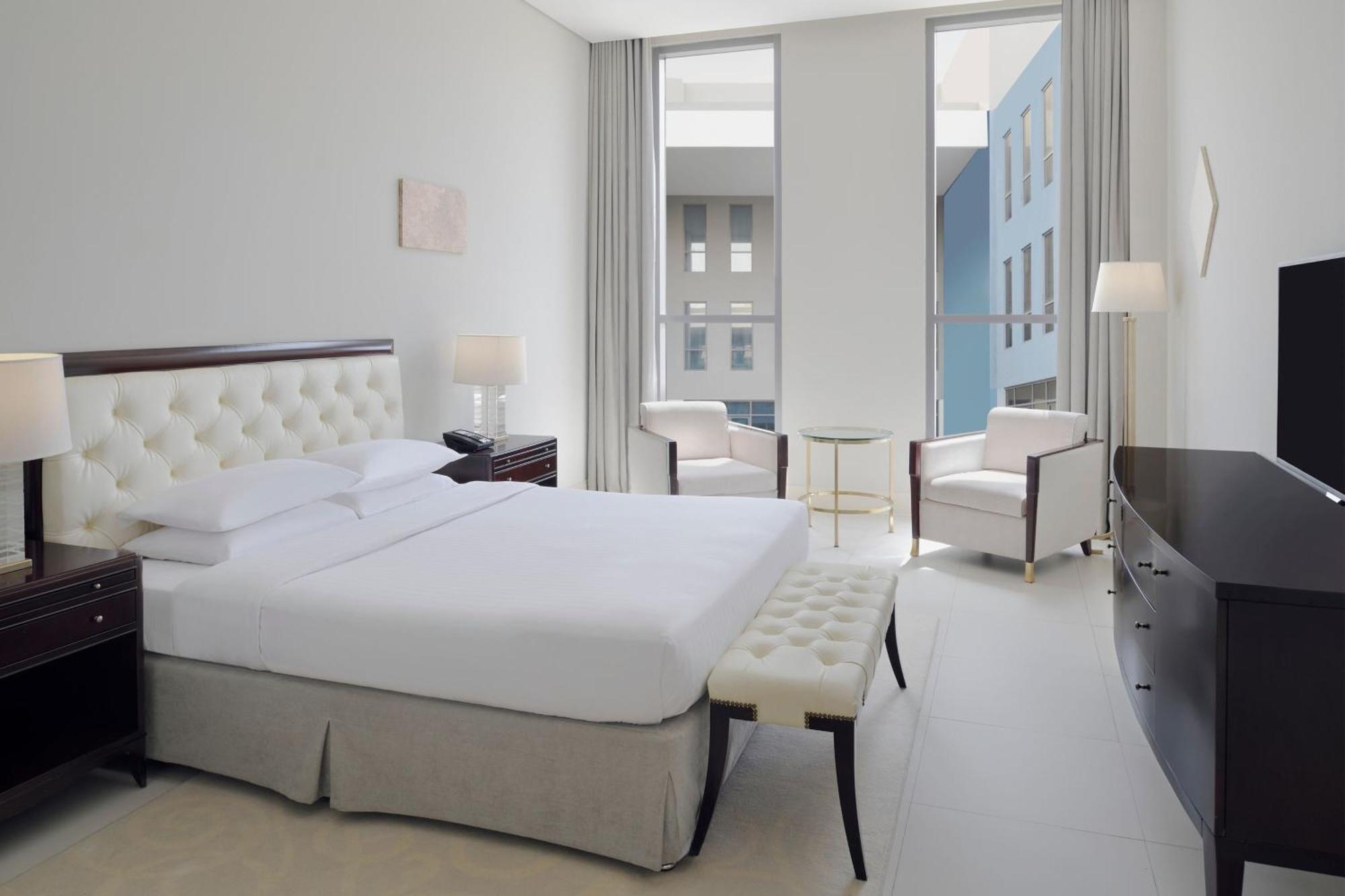 Delta Hotels By Marriott Dubai Investment Park Bagian luar foto